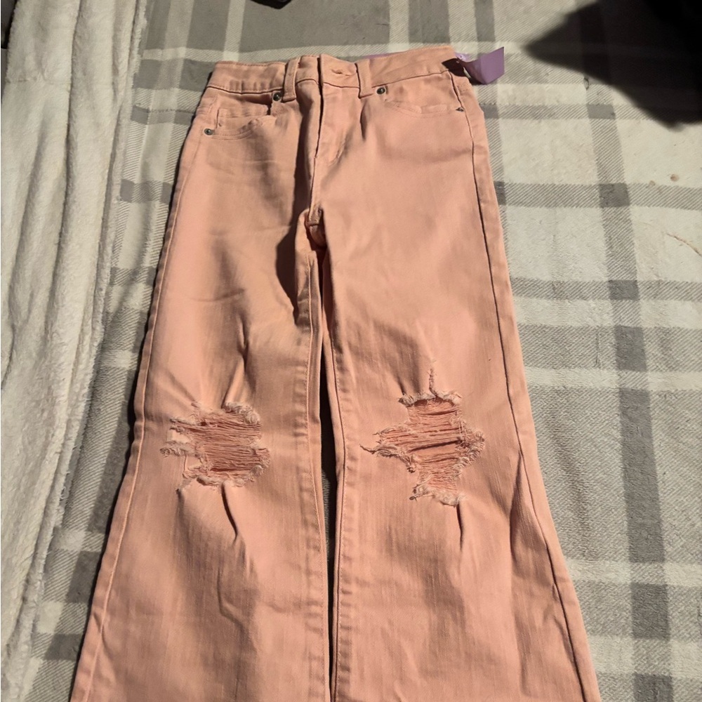 Girls wide leg jeans. Never worn. Smoke and bug free